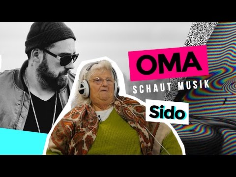 Grand-mère regarde de la musique - SIDO