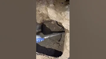 لحظة فتح مدفن روماني كنوز ودفائن الرومان آثار 