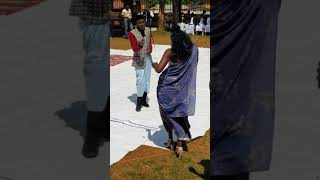 Abasawo Nga Bagenda Okuwa Alipoota Evude Mukugema