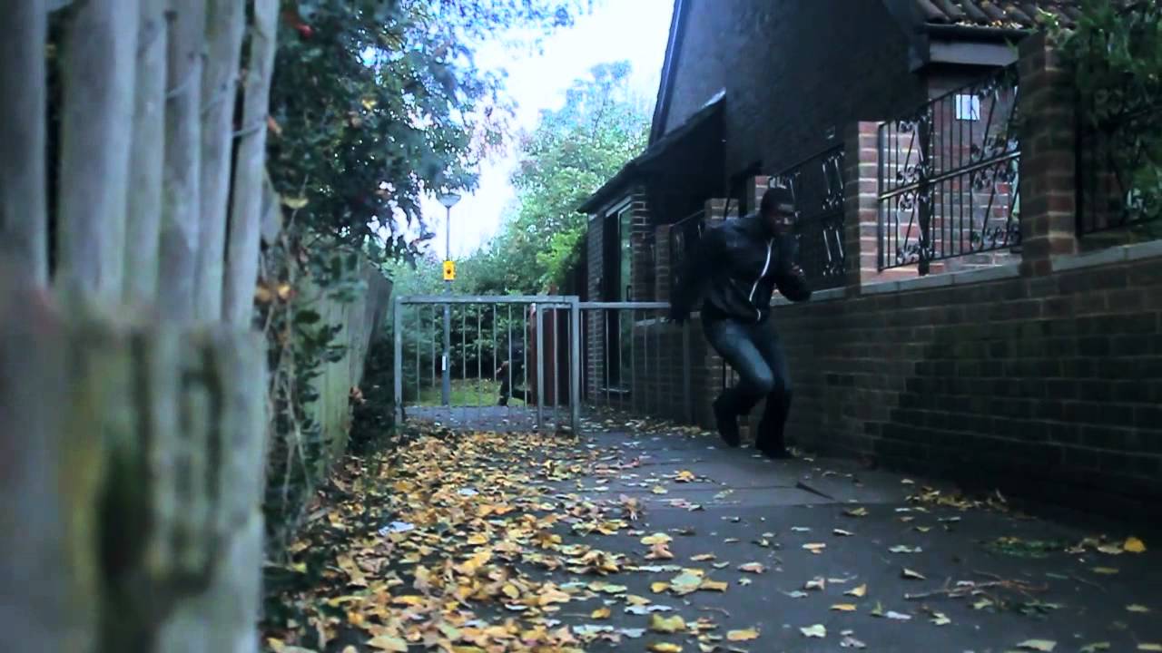 CHASE N STATUS (FILM)