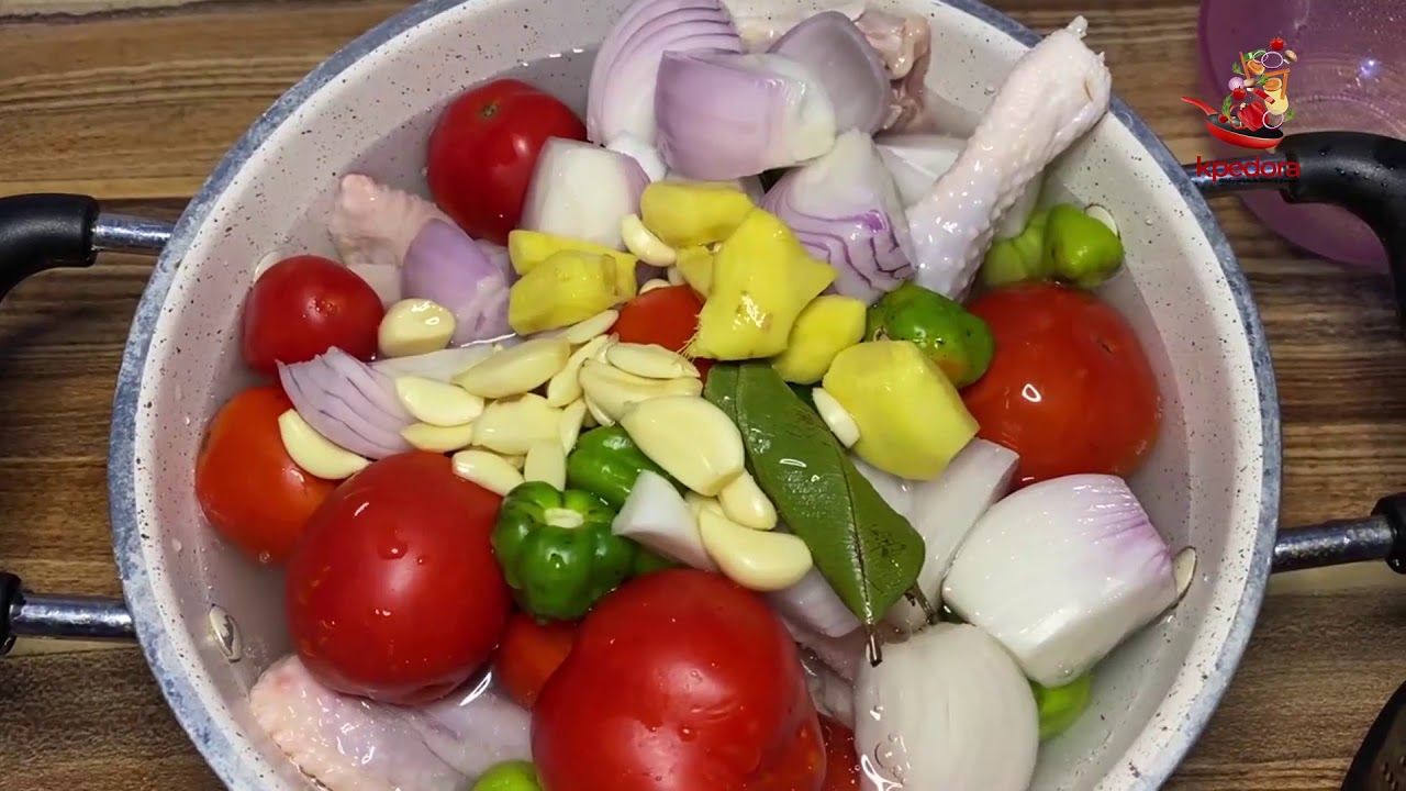 Soupe au poulet bien épicée : Ma version du kedjenou