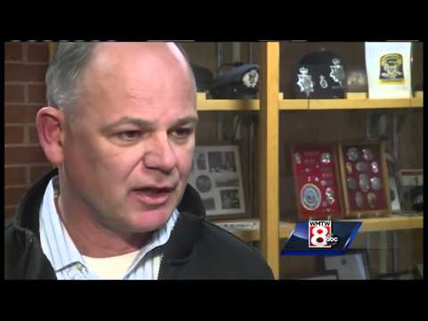 Cape Elizabeth teen dies after car crash - YouTube