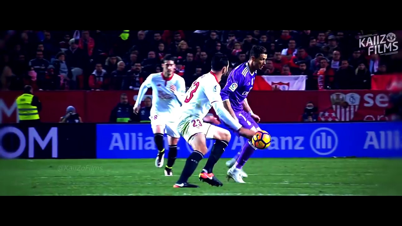 Cristiano Ronaldo   Supreme Athlete   Crazy Skills Show, Tricks, Passes & Goals   2017  HD