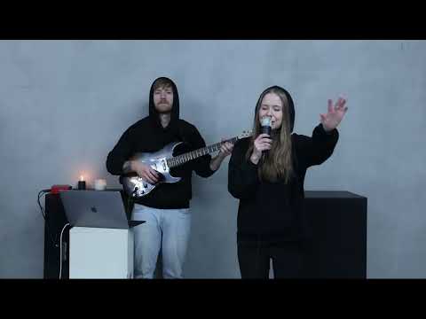 Video: Agnes – In My Tub