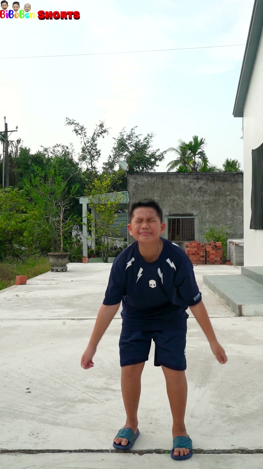 BiBoBen Shorts | He misses his family ???