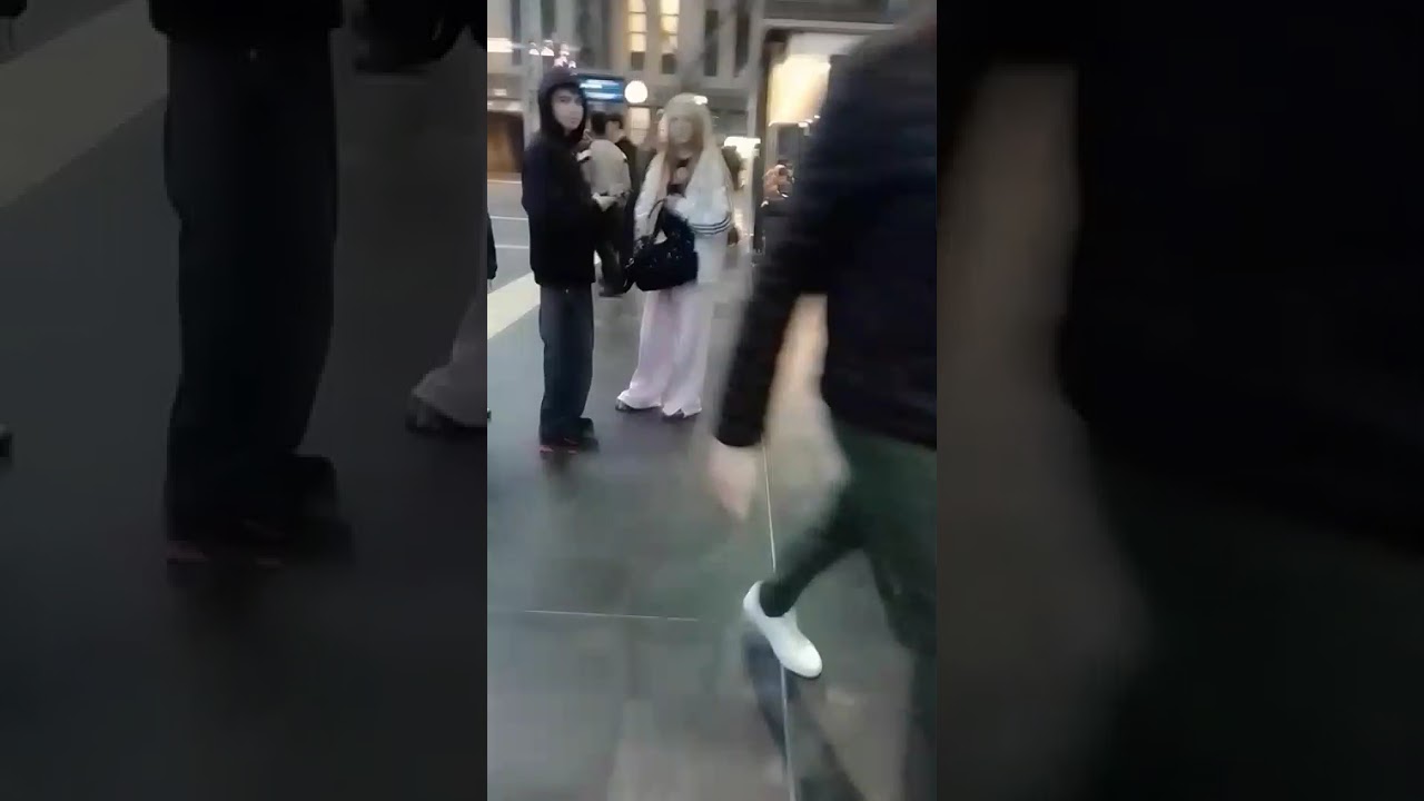 ГЕРМАНИЯ ! Ж/Д ВОКЗАЛ ФРАНКФУРТА НА МАЙНЕ ! ВИДЕО ОТ ПОДПИСЧИКА КАНАЛА ХАСАН ЖАН ЖИВУЩЕГО В ГЕРМАНИИ