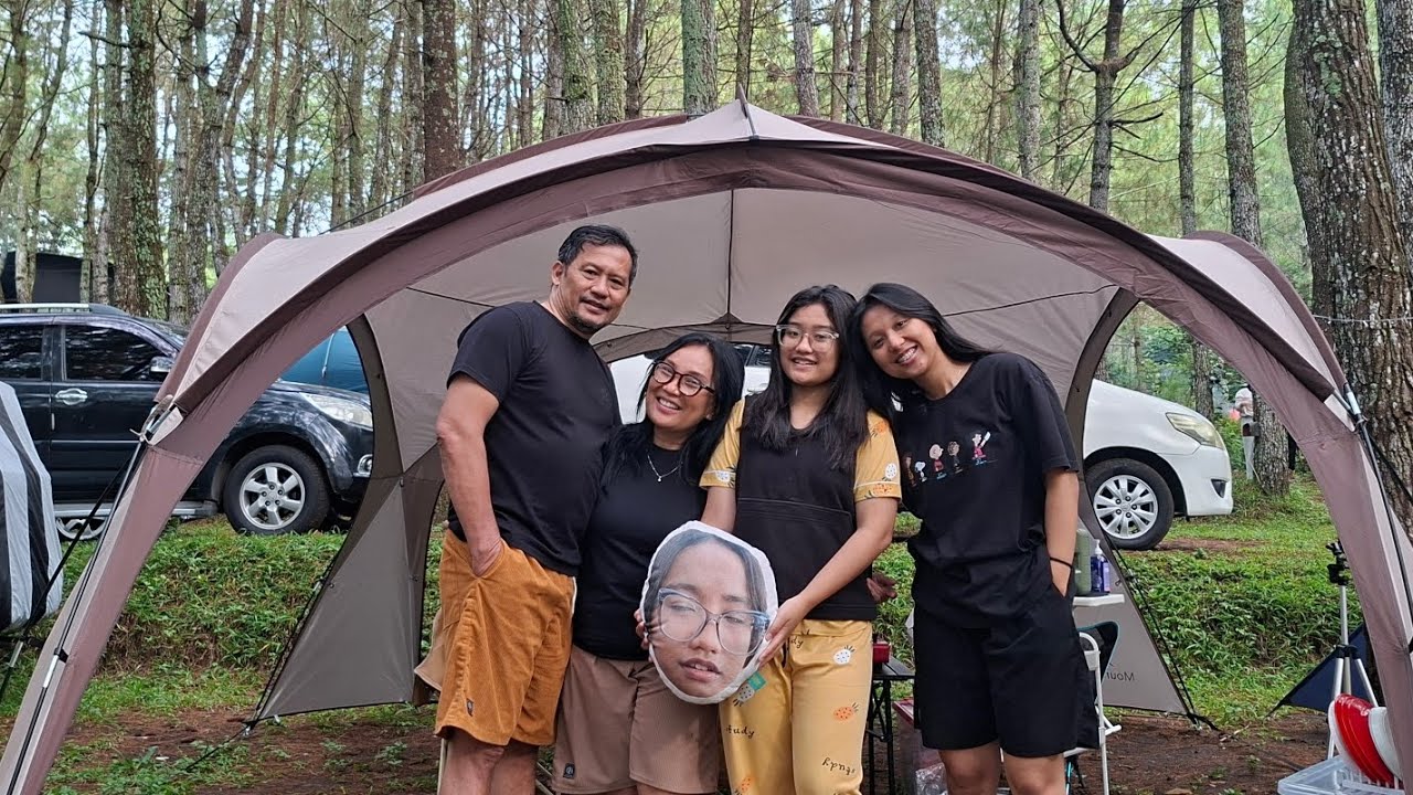 Camping di TAMAN PINUS CAMPERVAN, BATU sewru ga sih ?? Camping Travel B23 Family