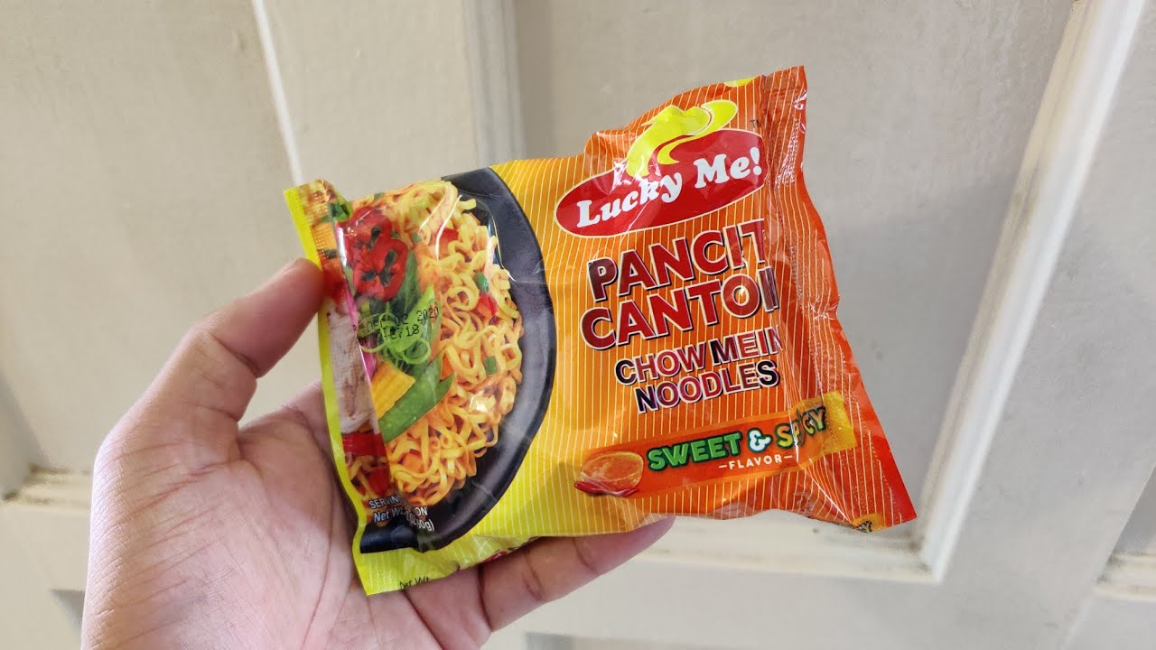 Lucky Me! Pancit Canton Chow Mein Noodles Sweet and Spicy Flavor Review! YouTube
