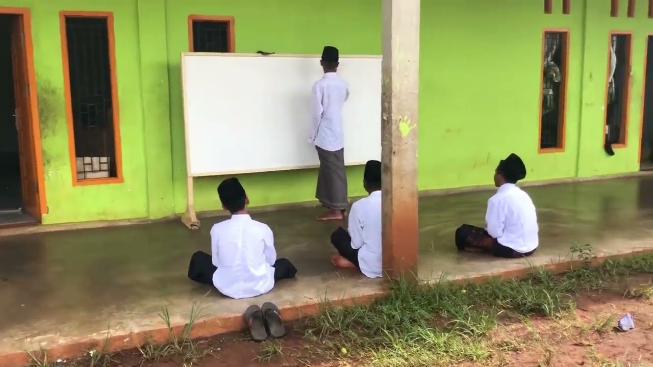 Suasana di PPTQ IBAADURRAHMAAN TABA Lampung Timur Gus Vairouz