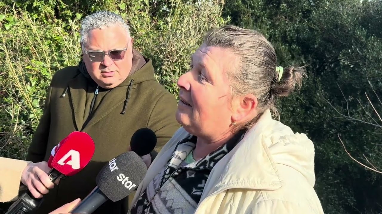 Κάτοικοι μιλούν για το έγκλημα στη Μεσάριστα Αγρινίου. Η απομάκρυνση του αυτοκινήτου του θύματος.