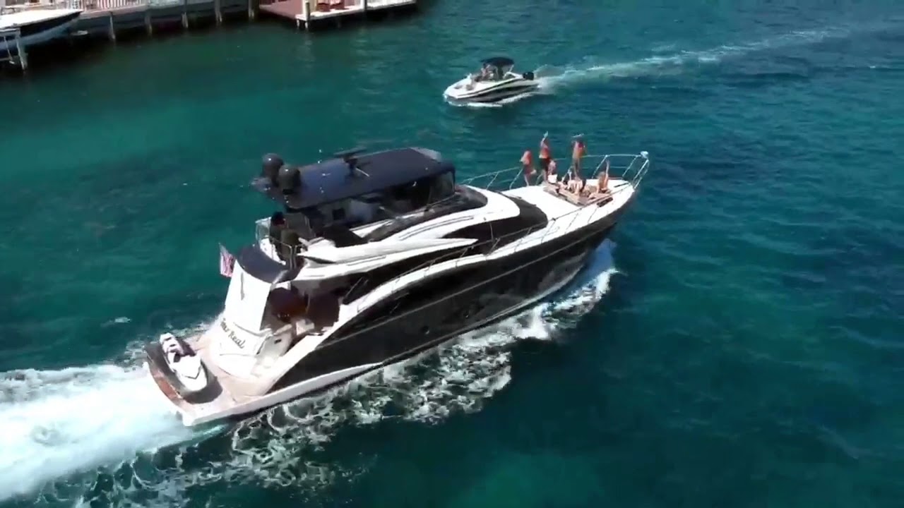 63ft 2013 MARQUIS SPORT YACHT