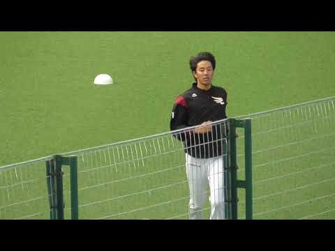 岸孝之投手練習中