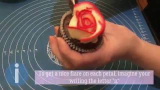 How to pipe a buttercream rose