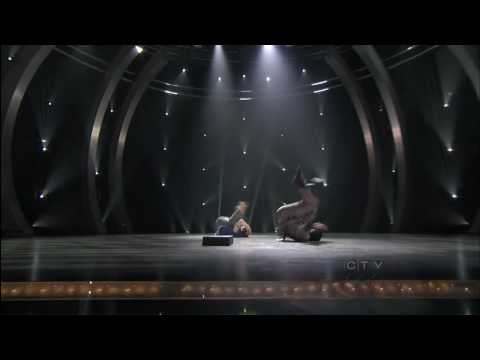 BILLY & ADE - MAD WORLD