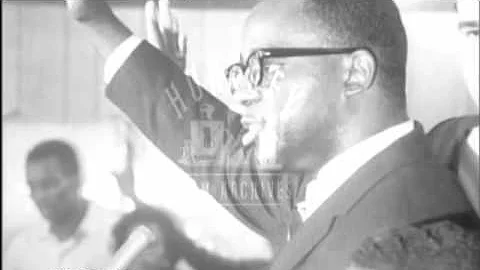 Richard D Hatcher, Mayor of Gary, Indiana.  Archiv...