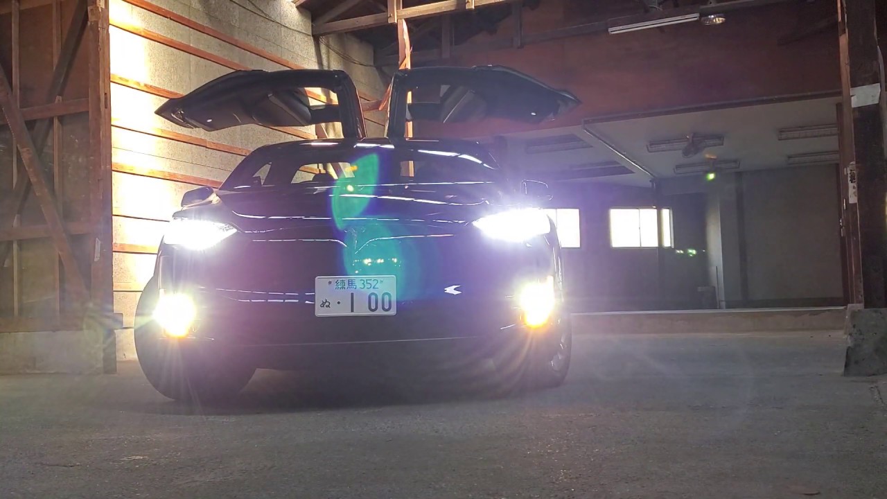 テスラ モデルXのクリスマスダンス Tesla Model X Christmas Dance YouTube