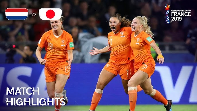 Matchday 3 @fifawomensworldcup!! Vietnam V @oranjeleeuwinnen