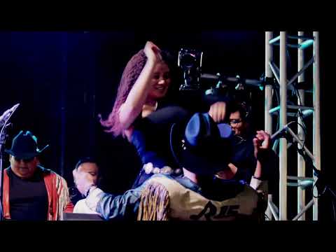 10 - Show de "Las Quebraditas" - Banda R-15 del Korita González en vivo desde Pico Rivera