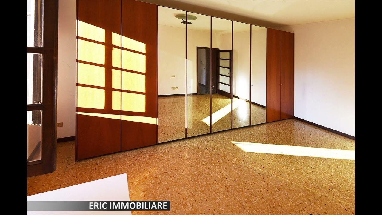 AMPIO BILOCALE ULTIMO PIANO CON BALCONE - MILANO - NOLO