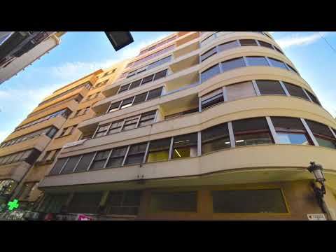 Vivienda singular en edificio histórico de Alicante. Zona Rambla - Portal de Elche
