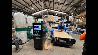 Blue Elephant 1330 ATC cnc router machine with oscillation knife working video