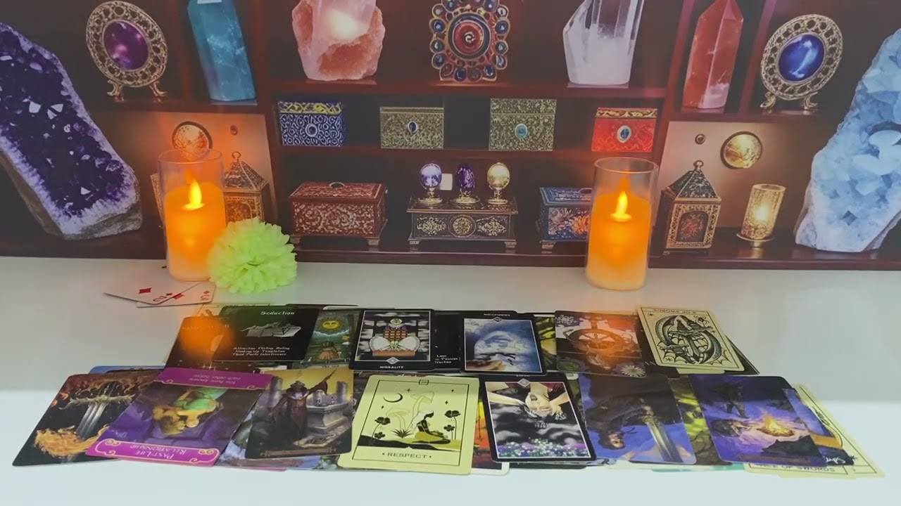 ARIES   SOMEONES MISSING U.. GETTING OVER HEARTBREAK.. ARIES  LOVE TAROT READING