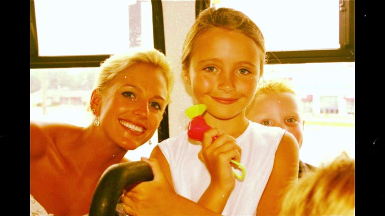 Knowledgeborn07 and Ras Zackary (Inity Tribe) Christmas is Coming featuring Toby Wincorn of Pailboy