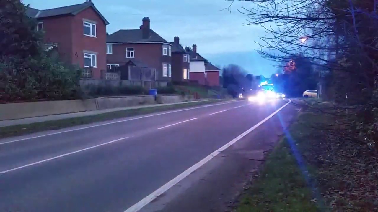 2  Essex pumps arriving  in ipswich @ major blaze at former Tolly Cobbold Brewery in Ipswich