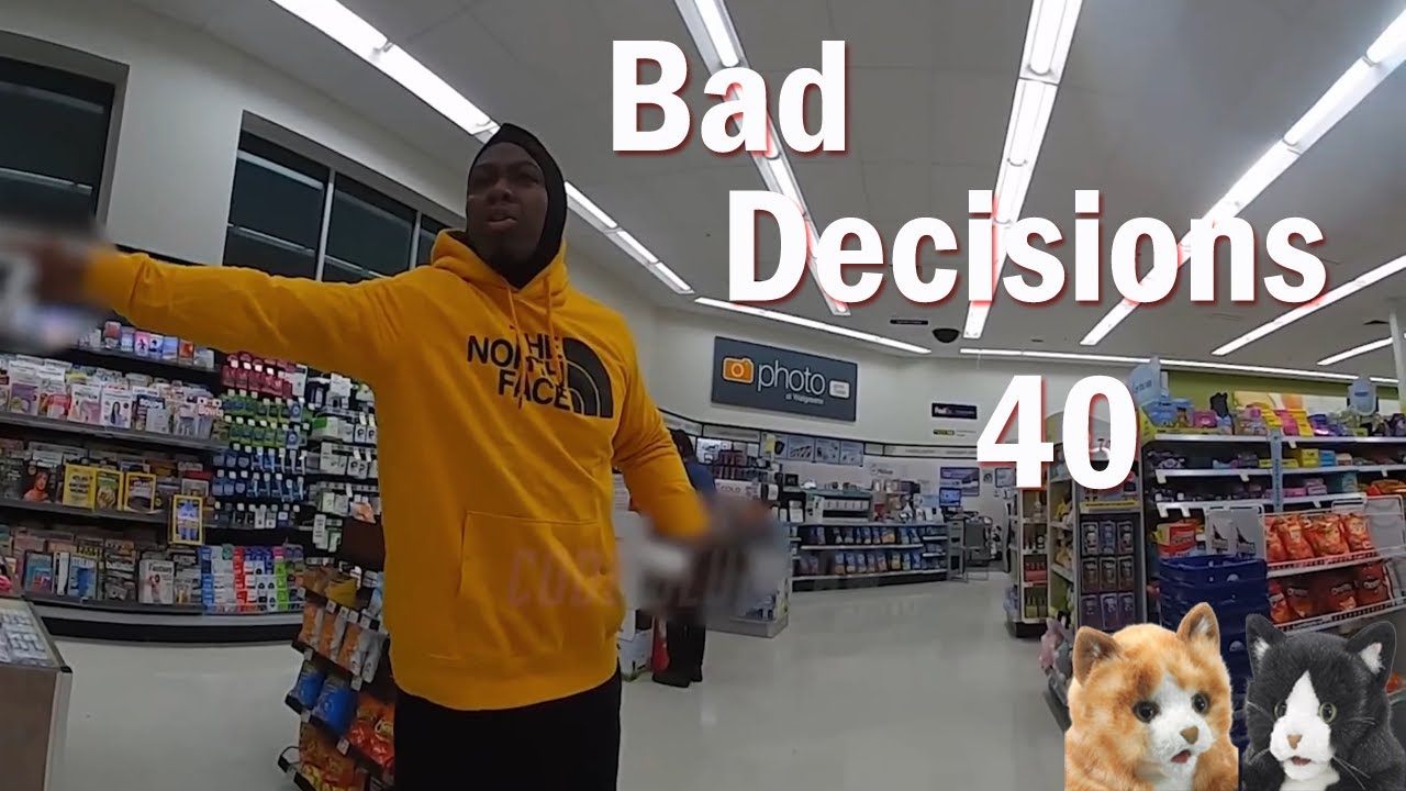 Man Thinks Store Is Base And Running Into It Resets The Cop Game ? He?s Wrong