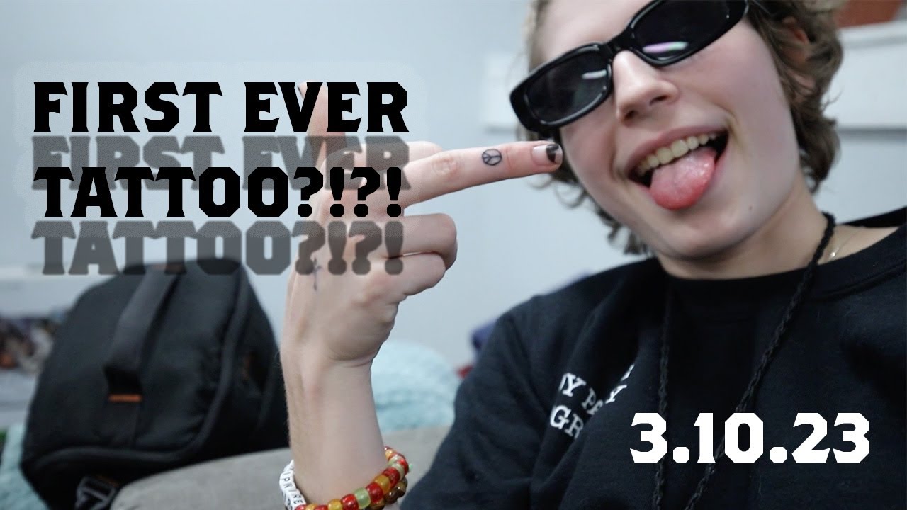 MY FIRST TATTOO?!?! - Oracle for Artists 3.10.23