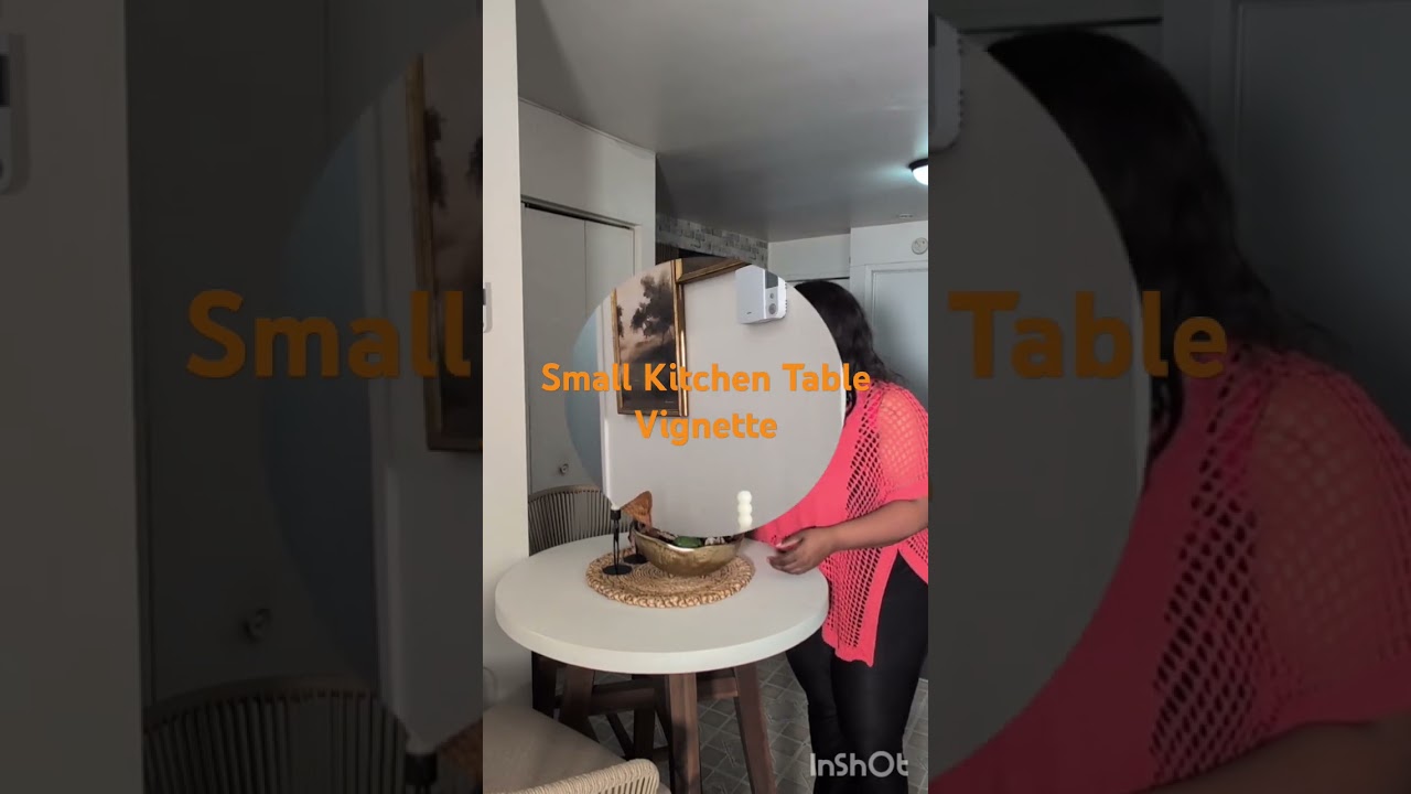 SMALL KITCHEN TABLE VIGNETTE 