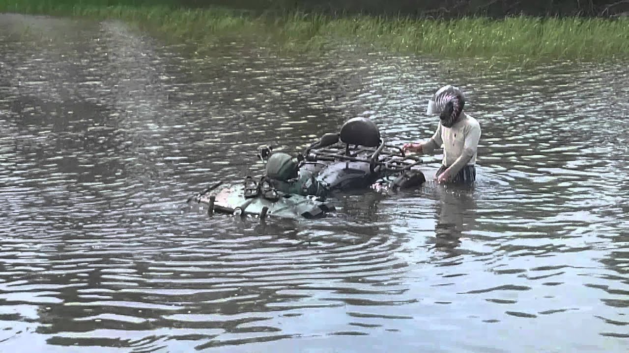 Спасение 500-ки,утонул.х8 проехал и снял видос.