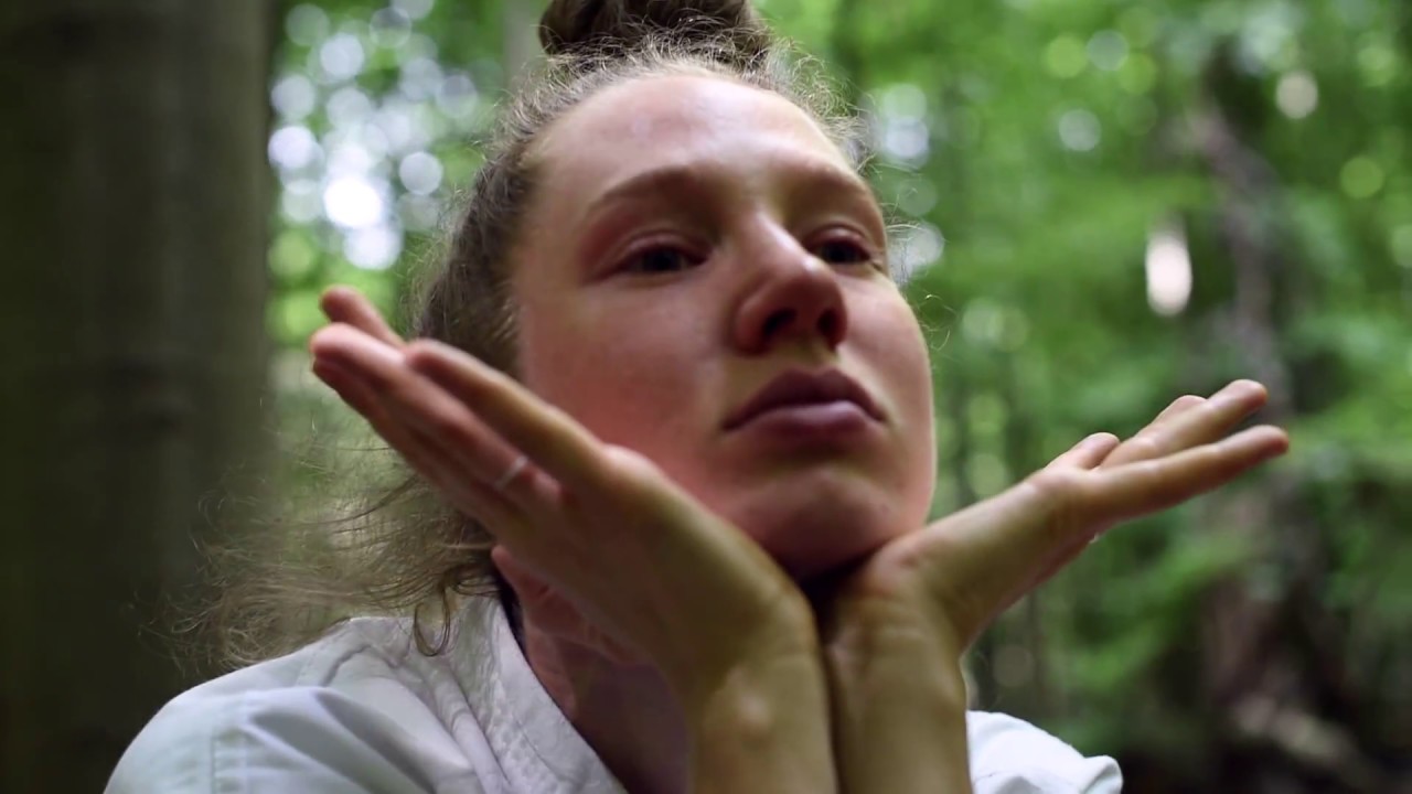 SONGIA: a dance short film by Marijn Celea & Julie Van den Enden