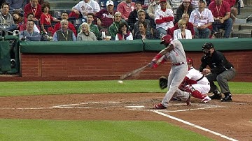 CIN@PHI: Phillips drives in two on a single to left