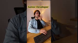 Senior Developer vs Junior Developer #programmerhumor