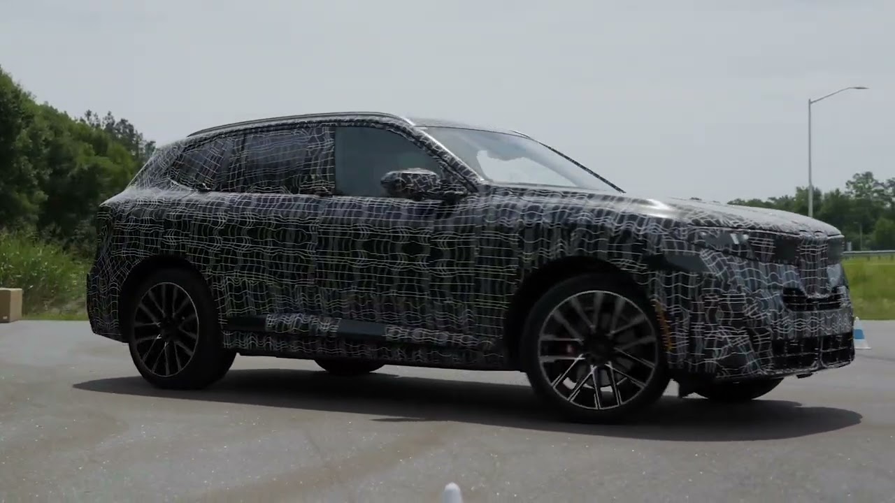 The new BMW X5 - ADAS - Selects