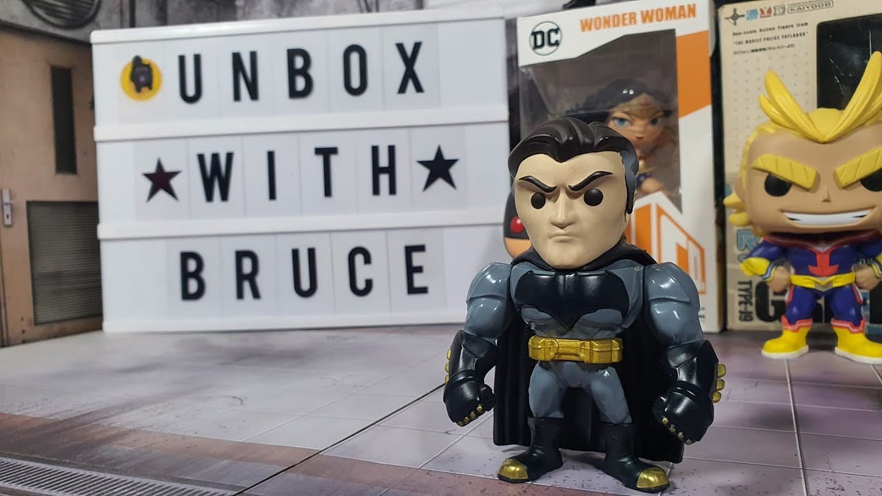 Unboxing: Metals Die Cast DC Batman V Superman Unmasked Batman by Jada Toys (M13)