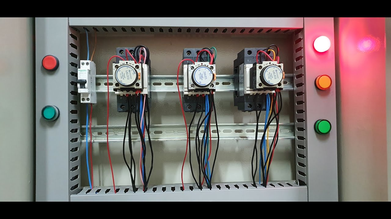 Schéma de feu rouge 3 contacteur 🚦 طريقة عمل الإشارات الضوئية