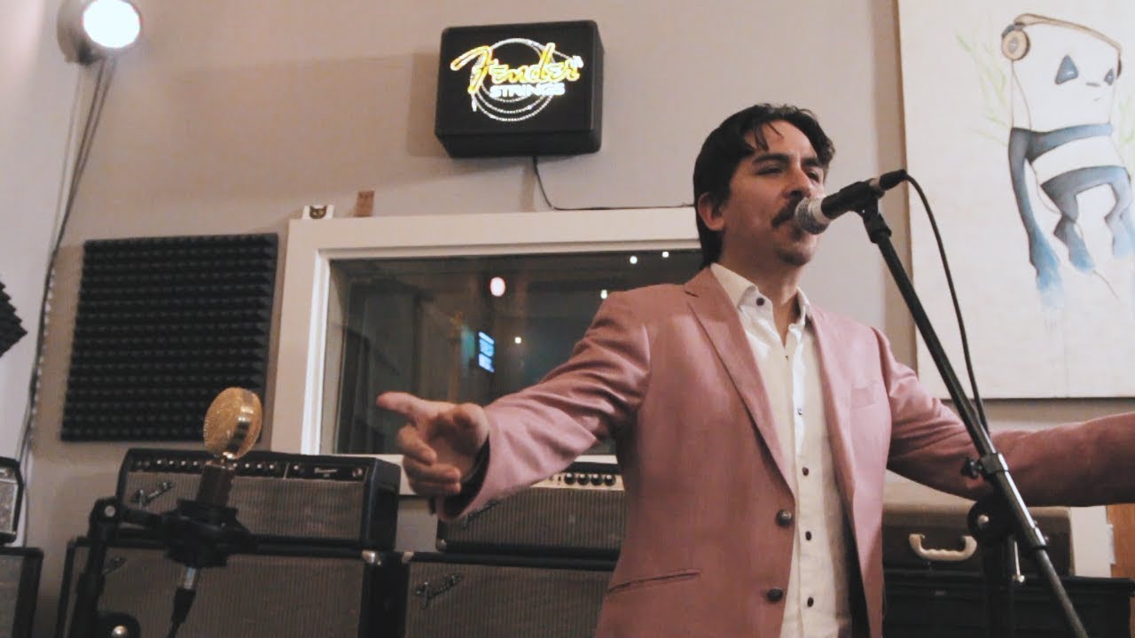 Spirit Parade - Back To The Sun Live at The Moose House