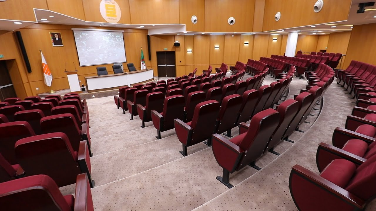 Salle de conférence construite par GCB spa pour RTO