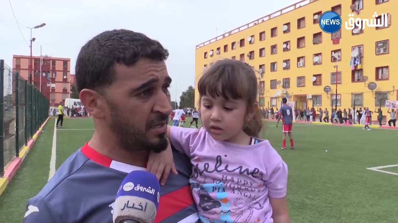 تيارت عبد الحفيظ تسفاوت في مباراة تضامنية في 