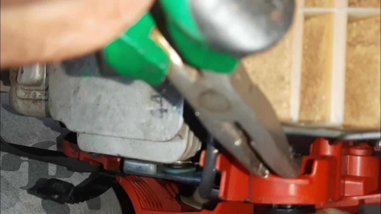 Replacing Chainsaw Purge Bulb (Husqvarna 450 \ Jonsered CS2250) YouTube