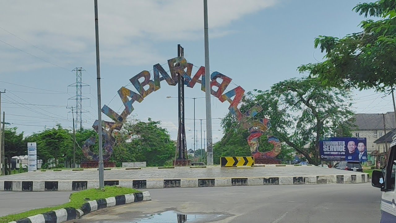 CALABAR ITU HIGHWAY: DRIVING FROM CALABAR, CROSS RIVER STATE TO UYO, AKWA IBOM STATE, NIGERIA🇳🇬