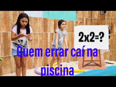 DESAFIO NA PISCINA! QUEM ERRAR CAÍ NA ÁGUA