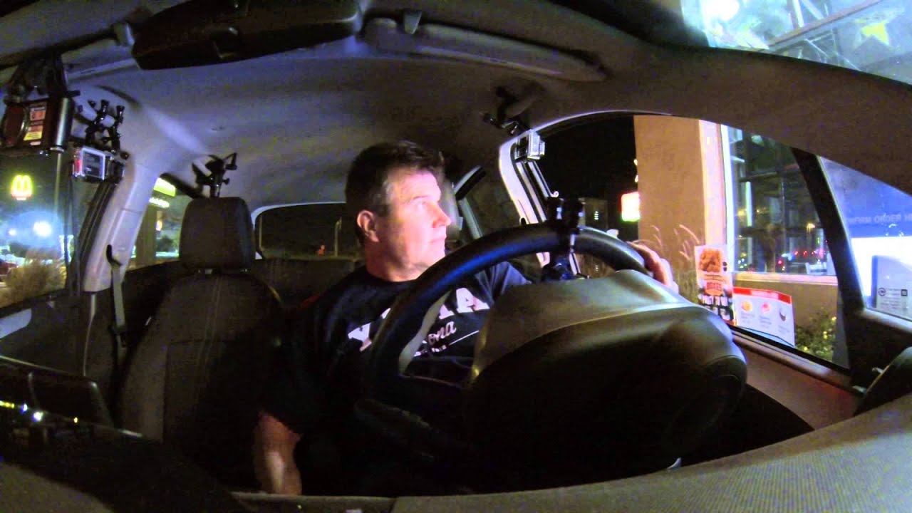 Carl's Jr DriveThru 6 Bacon Guacamole Burger, 28 October 2013 YouTube