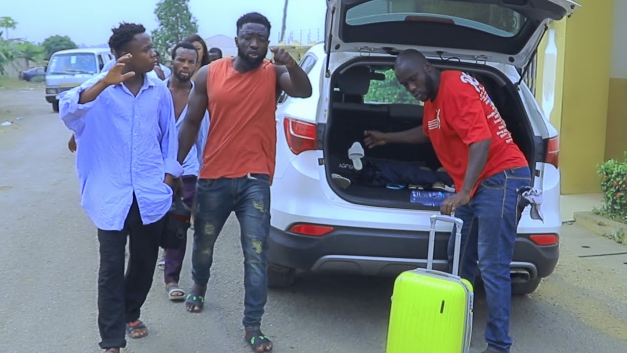 AKABENEZER COMEDY 2022 AKABENEZER THE FAKE AMERICAN BORGA PROMISED KYEKYE AND HIS TEAM CAMERAS