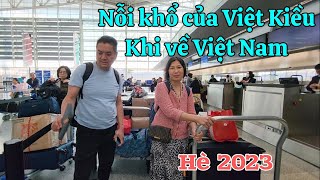 Chuyến bay từ Mỹ về Việt Nam Việt kiều bị khui thùng ở sân bay