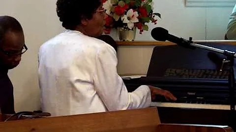 Bethel United Holy Church, Anawalt, WV, Senior Cho...