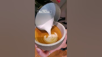 Backup and Wiggle-Latte Art Rosetta