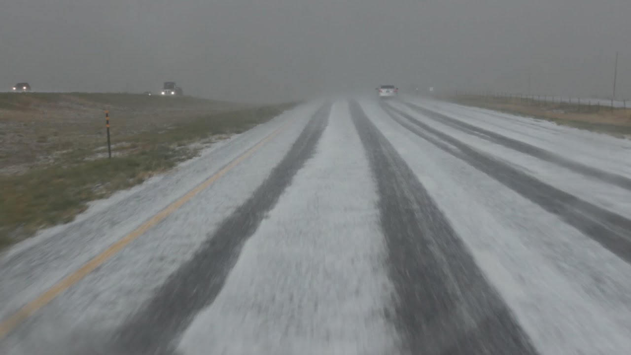 HAIL ACCUMULATION ON INTERSTATE 25 IN NEW MEXICO!!! Wagon Mound, NM
